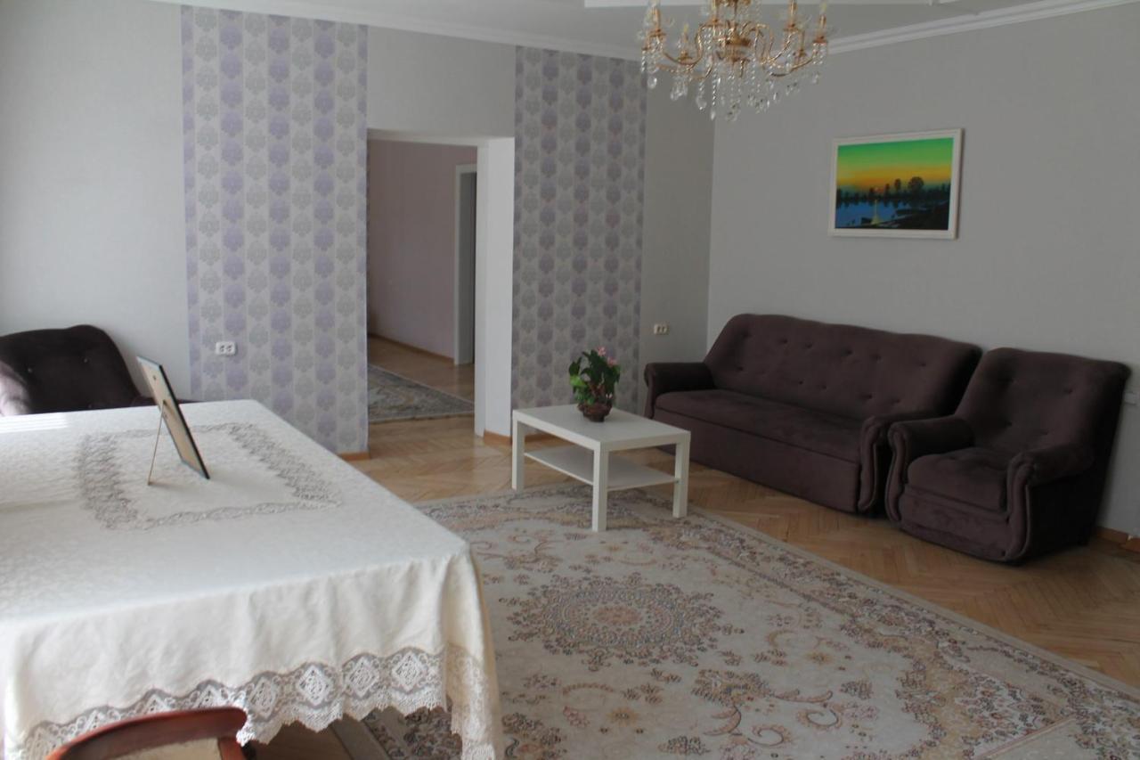 Residence Hotel Pavlodar Bagian luar foto