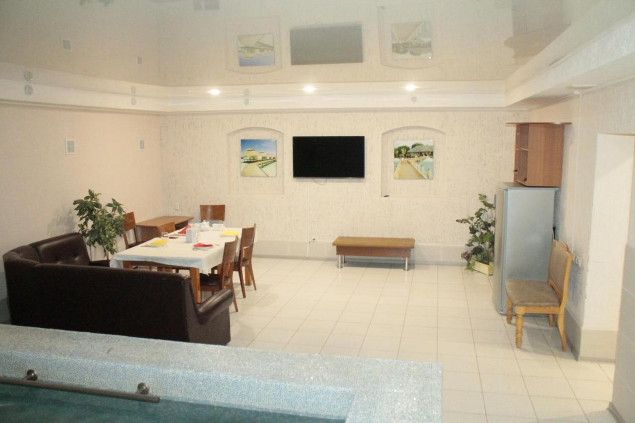 Residence Hotel Pavlodar Bagian luar foto