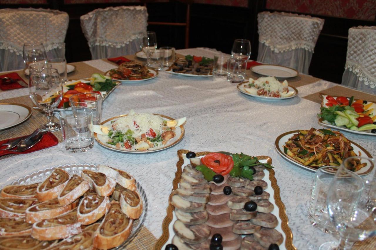 Residence Hotel Pavlodar Bagian luar foto